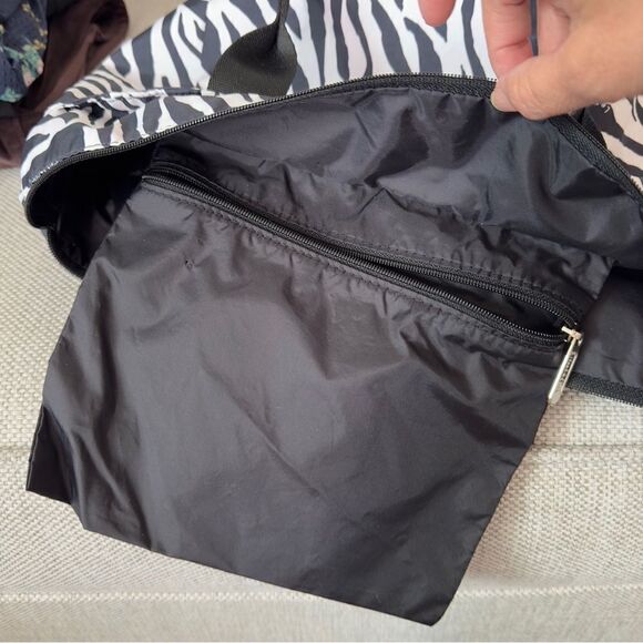 Le Sportsac Black & White Zebra Tote Bag - Picture 13 of 15